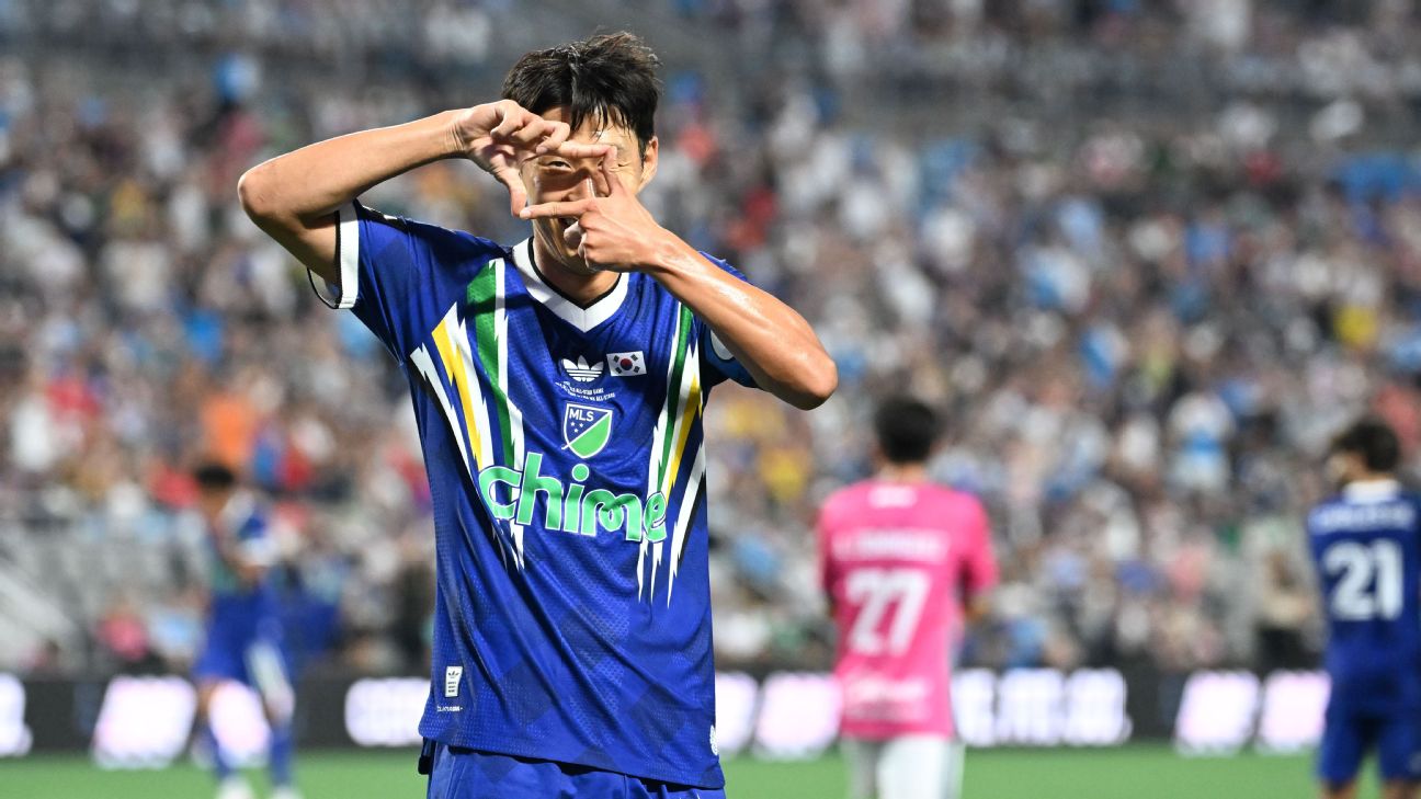 孙兴慜梅开二度助美职联全明星4比3险胜墨西哥联赛